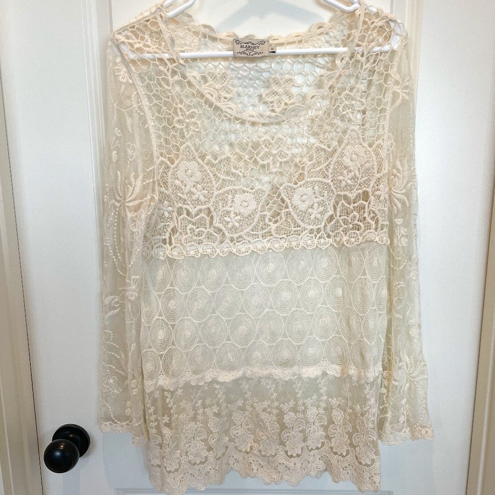 Lace overlay long top from Ireland Blarney size xl off white